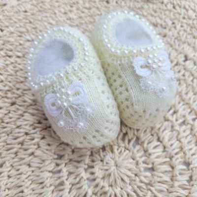 Sapatinho/sapatilha de linha Laço Renda Amarela Sapatinho/sapatilha de linha Laço Renda Amarela